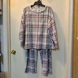 Joyspun Pink & Gray Grey Long Sleeve Plaid Pajama Set - Size 2X (18-20)